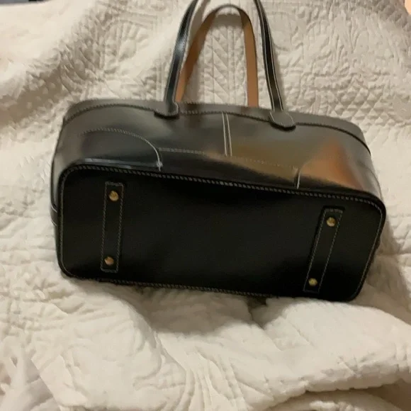 Dooney & Bourke Black Leather Tote Bag - Picture 5 of 14